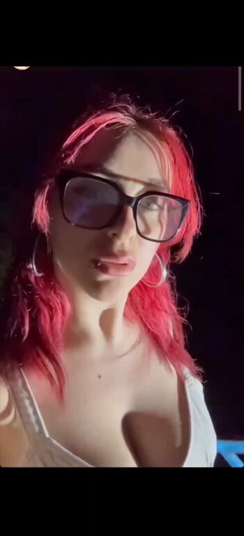 Full leaked Vibezgizem private photo