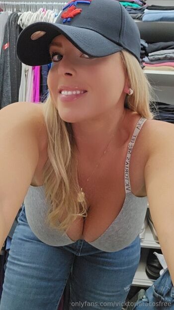 Full leaked Vicktoriatacosfree private photo