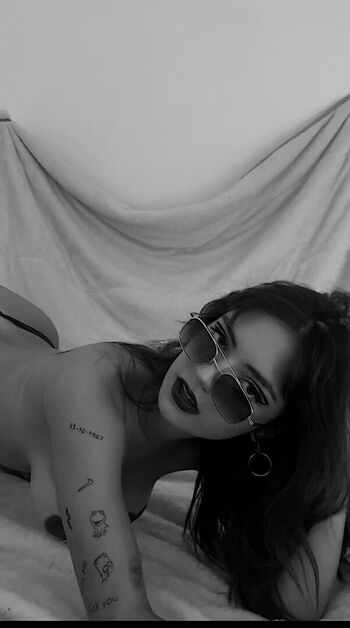 Full leaked Vicky charlon private photo