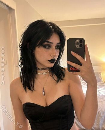 Full leaked Vicky reeds private photo