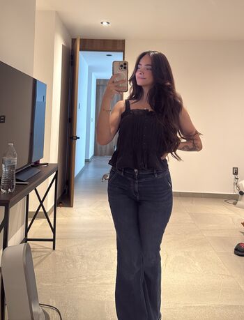 Full leaked Vickypalami private photo
