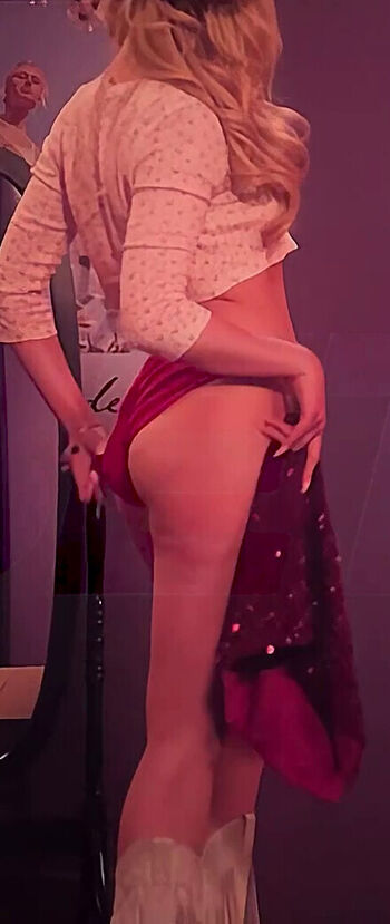 Full leaked Victoria pedretti private onlyfans photo