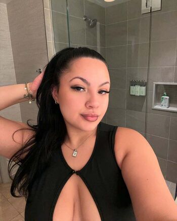 Full leaked Victoria page private photo
