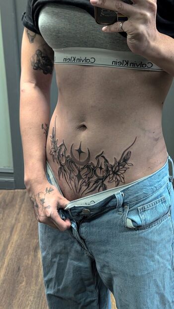 Full leaked Vicwingly private onlyfans photo