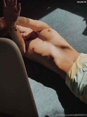Full leaked Vielzuklein private photo