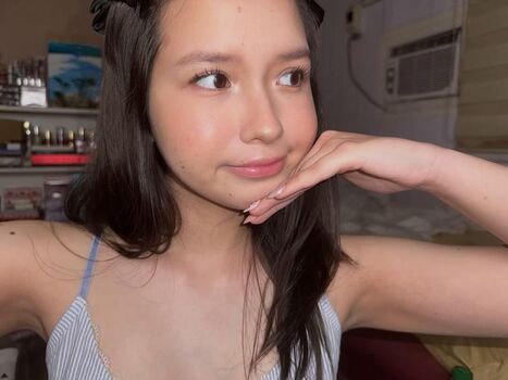 Full leaked Vien babina page private photo