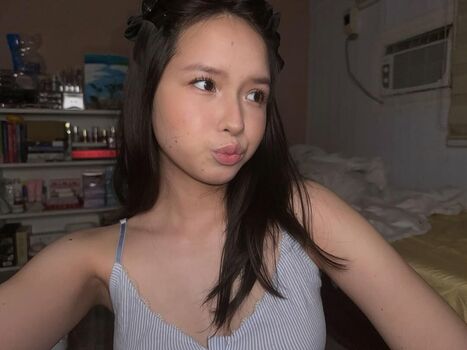 Full leaked Vien babina private photo