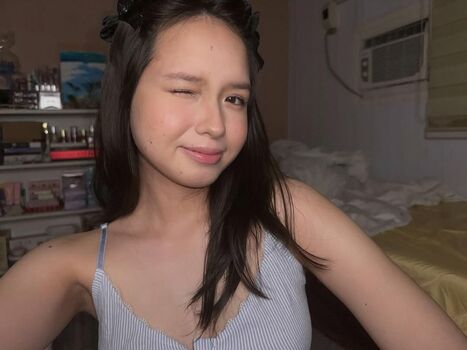 Full leaked Vien babina private photo