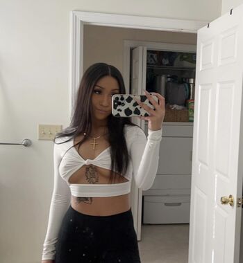 Full leaked Vihveele private onlyfans photo