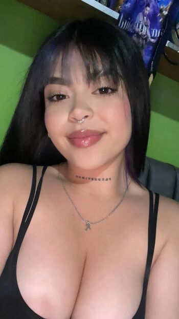 Full leaked Viioletaxxx private photo