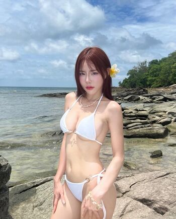 Full leaked Viixxmmii page private photo
