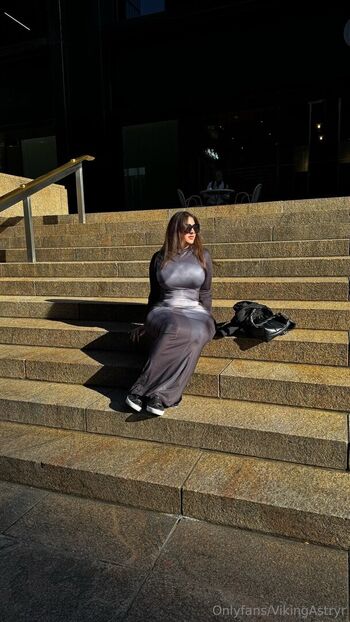 Full leaked Vikingastryr private onlyfans photo