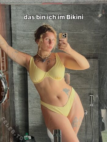 Full leaked Viky kid private onlyfans photo