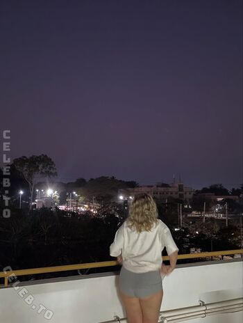 Full leaked Viky kid private onlyfans photo