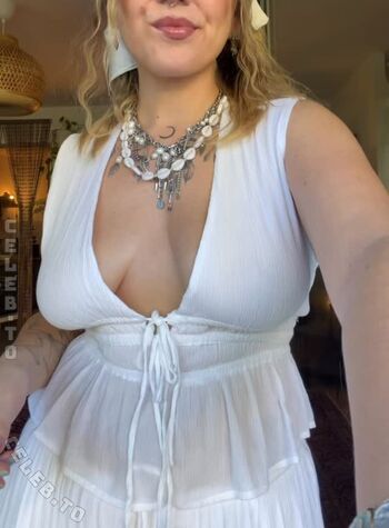 Full leaked Viky kid private photo