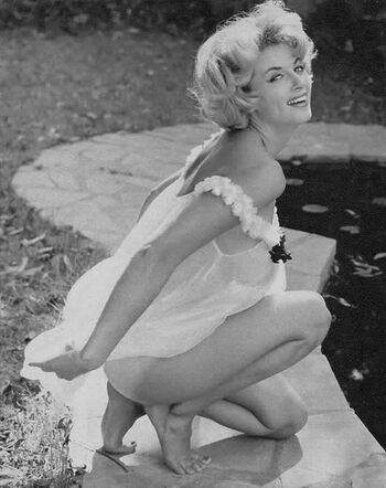 Full leaked Vintage english pinups page private onlyfans photo