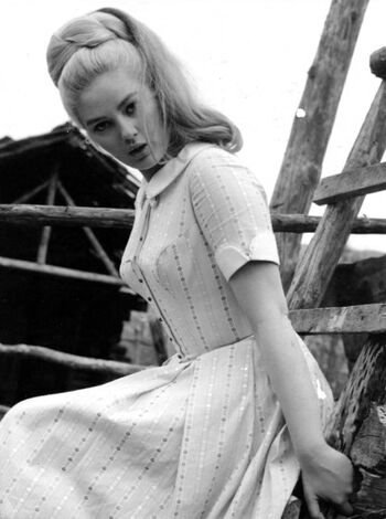 Vintage Starlets