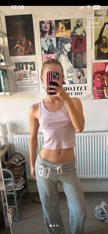 Full leaked Vinted page private photo