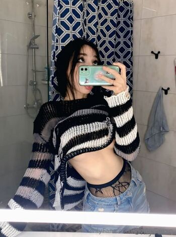 Full leaked Violeeetlane private photo