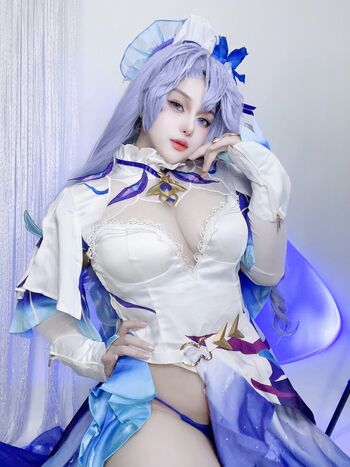 Violet Airis