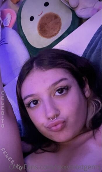 Full leaked Violet gems private photo