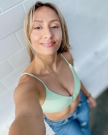 Full leaked Violeta dee page private photo