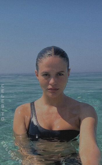 Full leaked Violetaxsh private onlyfans photo