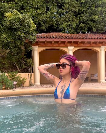 Full leaked Violetbunns private photo