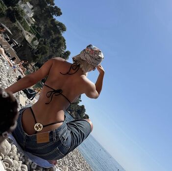Full leaked Violetta bert private photo