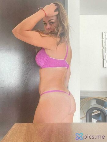 Full leaked Virginiaramrez private onlyfans photo