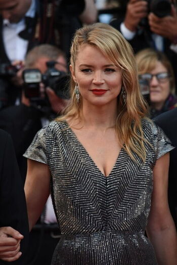 Full leaked Virginie efira private photo