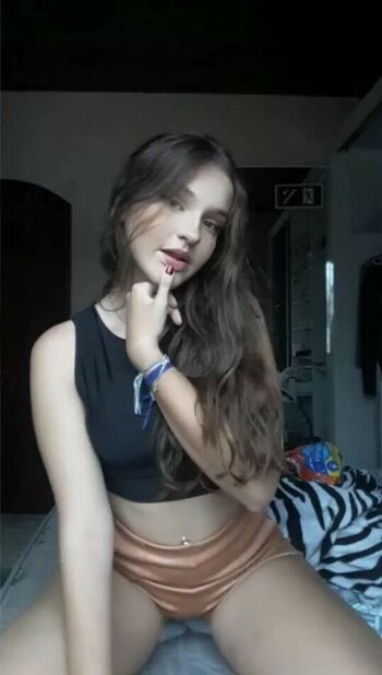 Full leaked Vitoria delfino private onlyfans photo