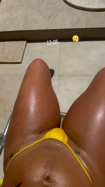 Full leaked Vitoria kelly private onlyfans photo