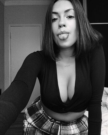 Full leaked Vitoria marcilio private photo