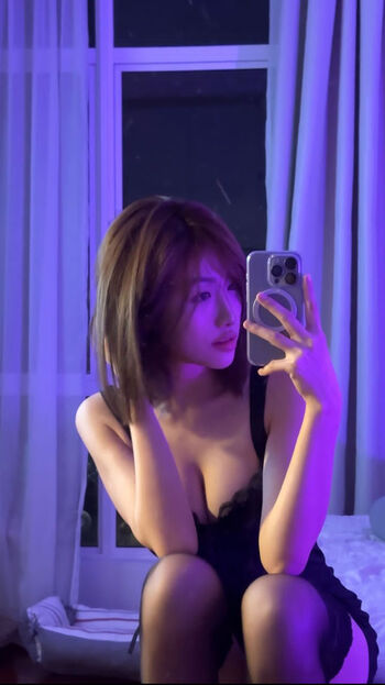Full leaked Viviannn private photo