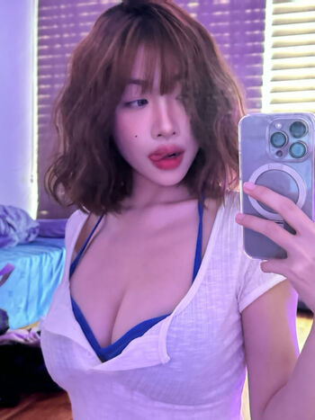 Full leaked Viviannn private photo