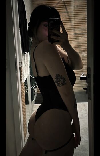 Full leaked Vivickivvv page private photo