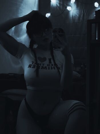 Full leaked Vivickivvv private photo