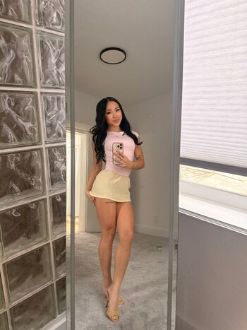 Full leaked Vivienne vo page private onlyfans photo