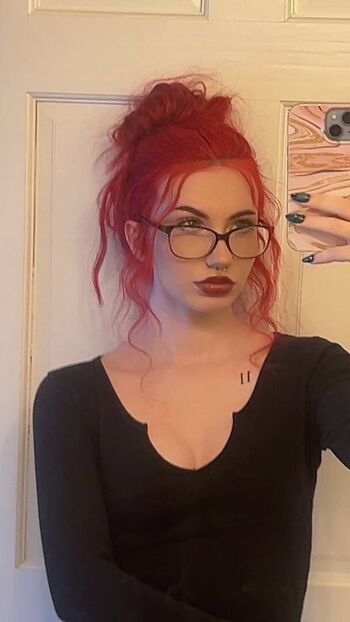 Full leaked Viviiieli private photo