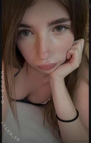 Full leaked Vivylue private photo
