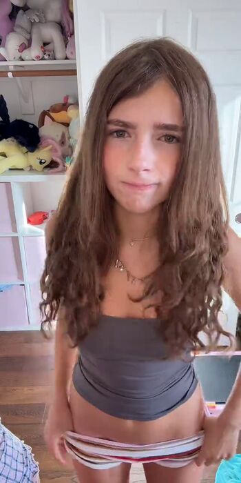 Full leaked Vivylue private photo
