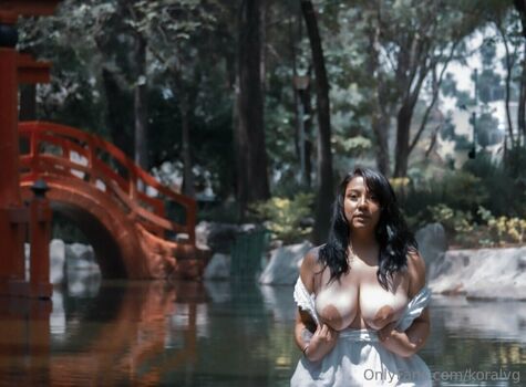 Full leaked Vkoral private onlyfans photo