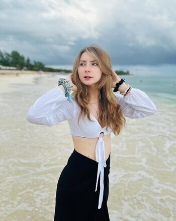 Full leaked Vkunia private photo