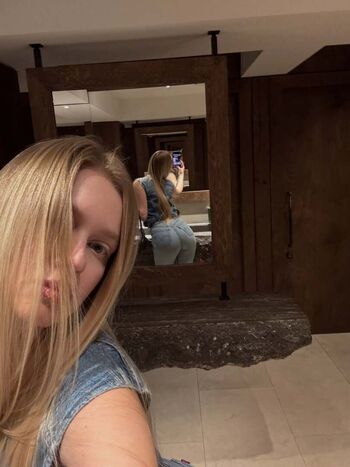 Full leaked Vladababy page private onlyfans photo