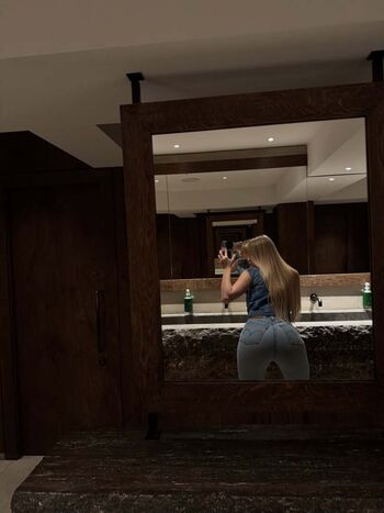 Full leaked Vladababy page private onlyfans photo