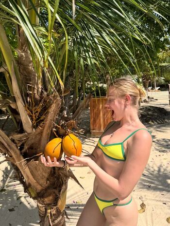 Full leaked Vladababy page private onlyfans photo