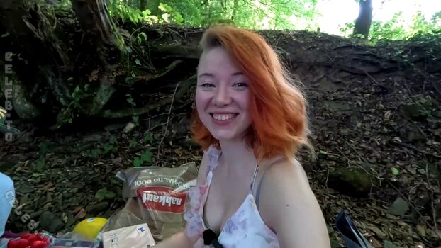 Full leaked Vleafnin private photo