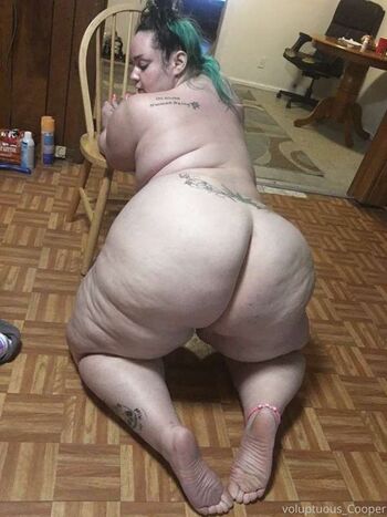 Full leaked Voluptuous cooper private photo