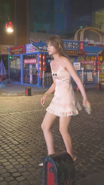 Voyeur Asian Pissing Toilet &Amp; Upskirts Only